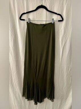 Forever 21 - Olive Green Maxi Skirt with Ruffled Hem/Inner Lining - XS